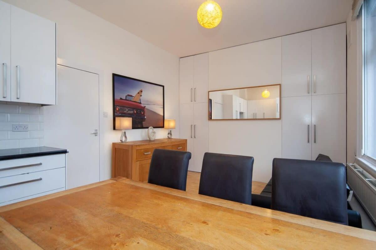 Lovely 2 Bedroom Apartment In Tooting Лондон Екстер'єр фото